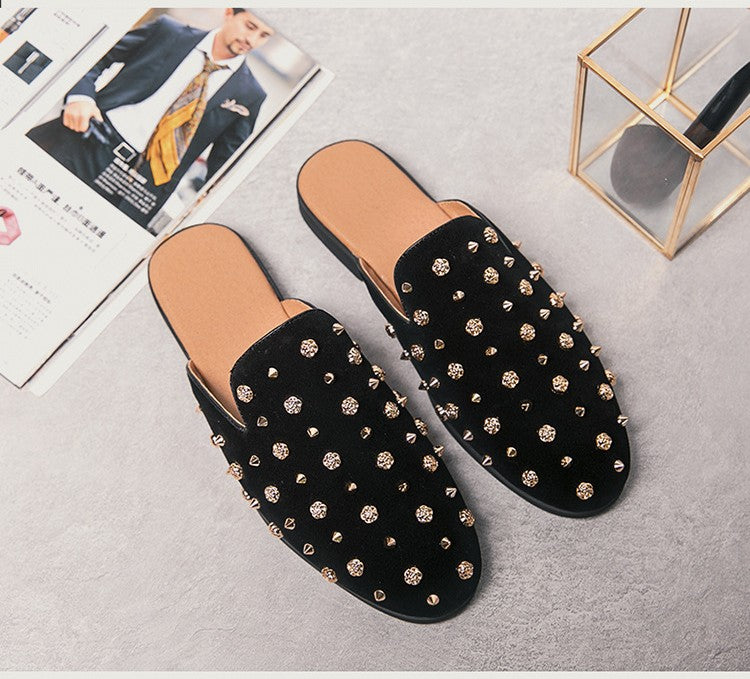 ラグジュアリースタッズ ポインテッドトゥ スリッポンミュール – タロ